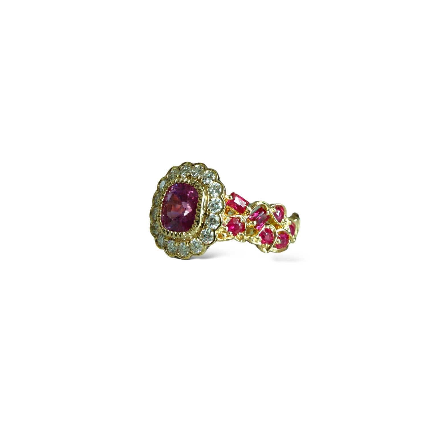 1.62Ct Burma No Heat Pink Sapphire ring With No Heat Burmese Ruby and Diamond For Sale 6