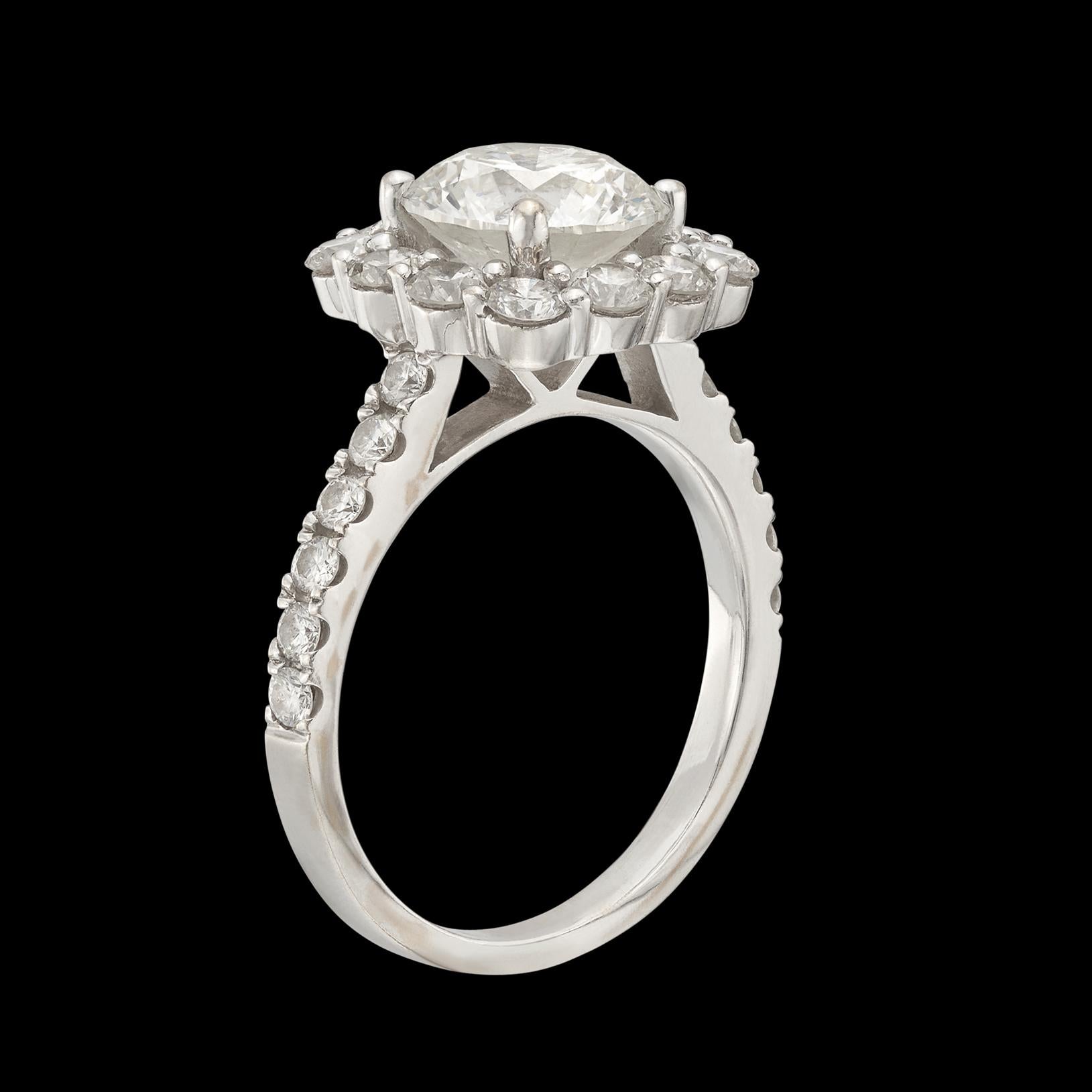 Women's 1.62ct GIA F/VS Natural Diamond Halo Engagement Ring For Sale