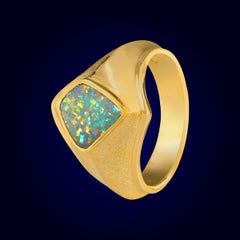 1,63 Karat australischer Boulder-Opal & 18k Goldring mit Boulder-Opal