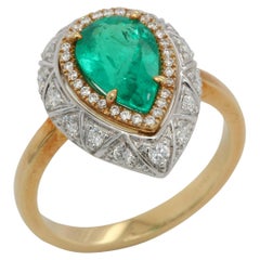 1,63 Karat Smaragd- und Diamant-Hochzeitsring aus 18 Karat Gold