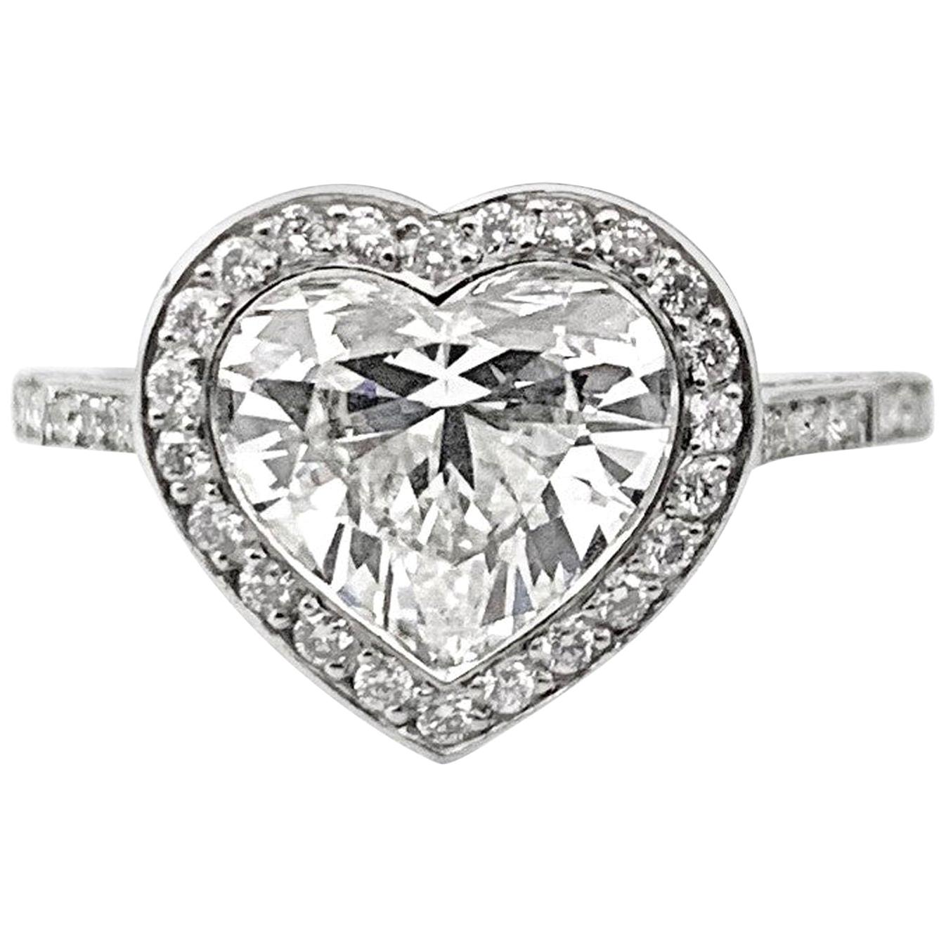 GIA Certified 1.63 Carat Diamond Platinum Engagement Ring For Sale at