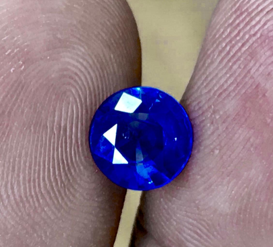 1.63 Carat Natural Blue Sapphire Loose Gemstone Sri Lanka
Main Stone: Natural sapphire
Gemstone Creation: Natural
Clarity: Slight inclusions
Cut Grade: Good
Gemstone Form: Cut
Shape: Round mixed cut
Treatment: Heating
Total Carat Weight (TCW):