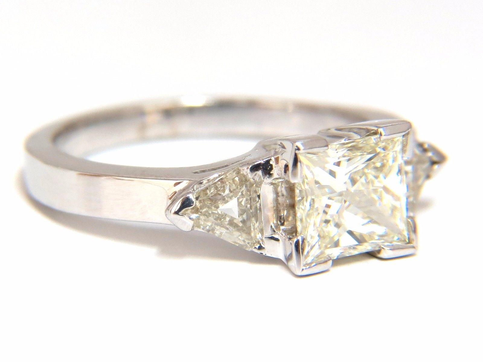 1.63 Carat Natural Princess Cut Diamond Ring 14 Karat Trilliants For Sale 1