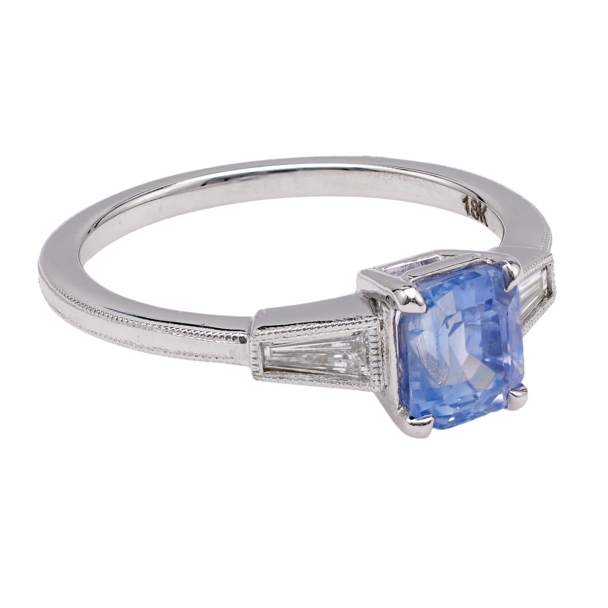 Women's or Men's 1.63 Carat Sapphire and Diamond 18k White Gold Ring For Sale
