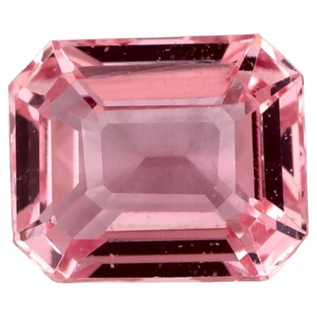 Saphir rose taille octogonale de 1.63 carats