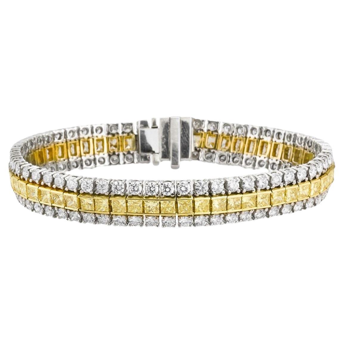 Bracelet bicolore 18 carats à trois rangées de diamants de 16,30 carats
