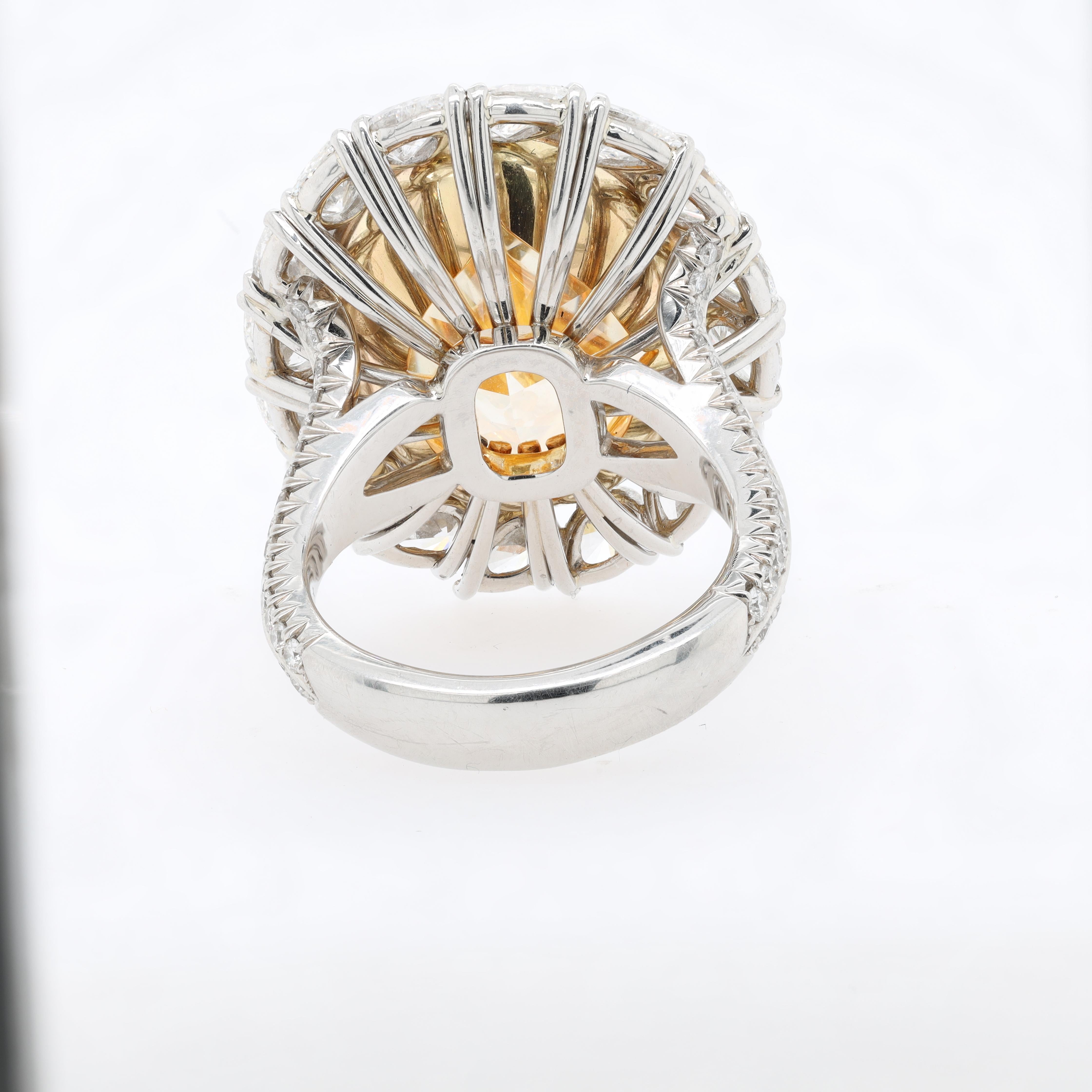 Diana m Fancy Intense Yellow Diamond Ring 16.30cts In New Condition For Sale In New York, NY