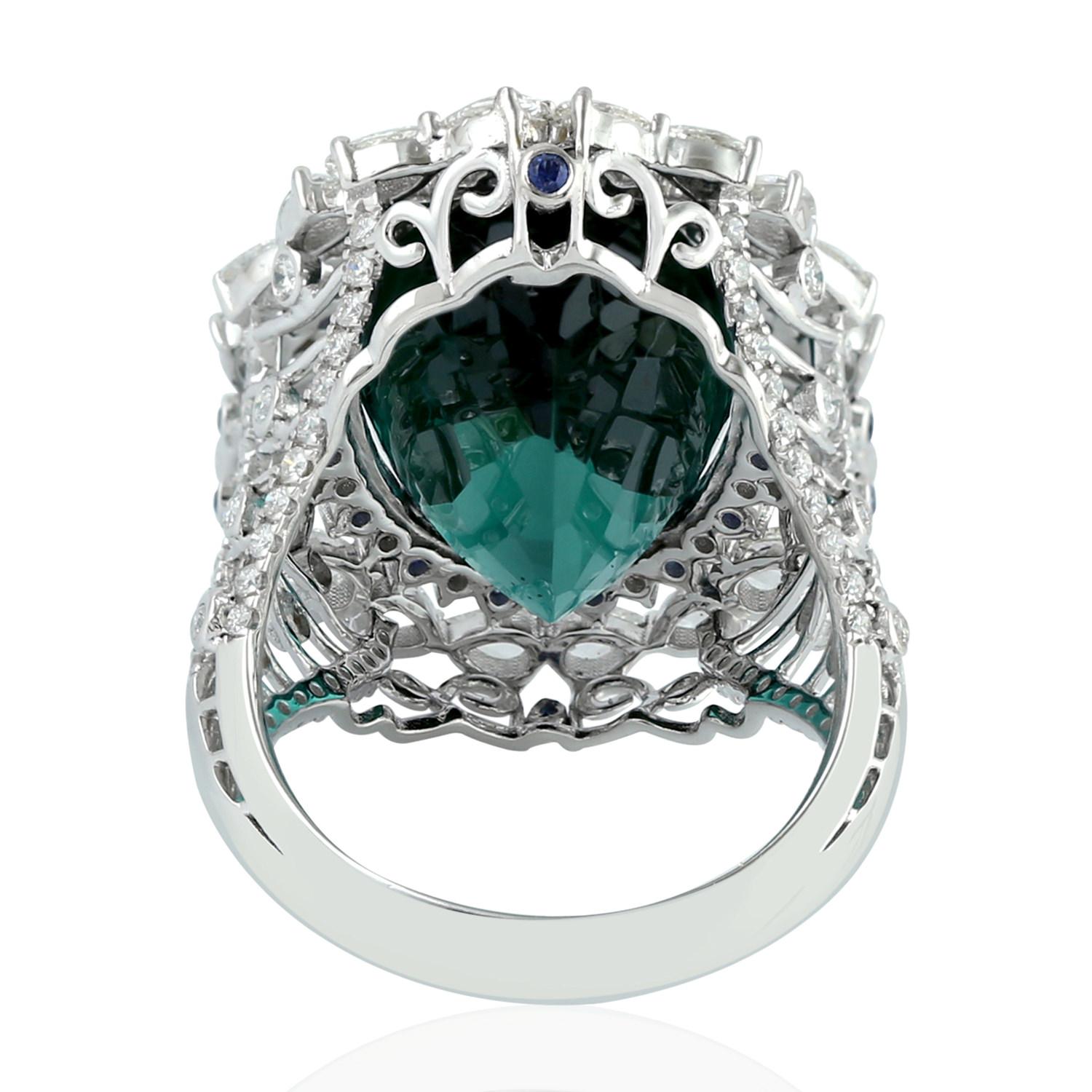 16.39ct Mint Green Tourmaline Cocktail Ring With Sapphire & Diamonds In 18k Gold In New Condition For Sale In New York, NY