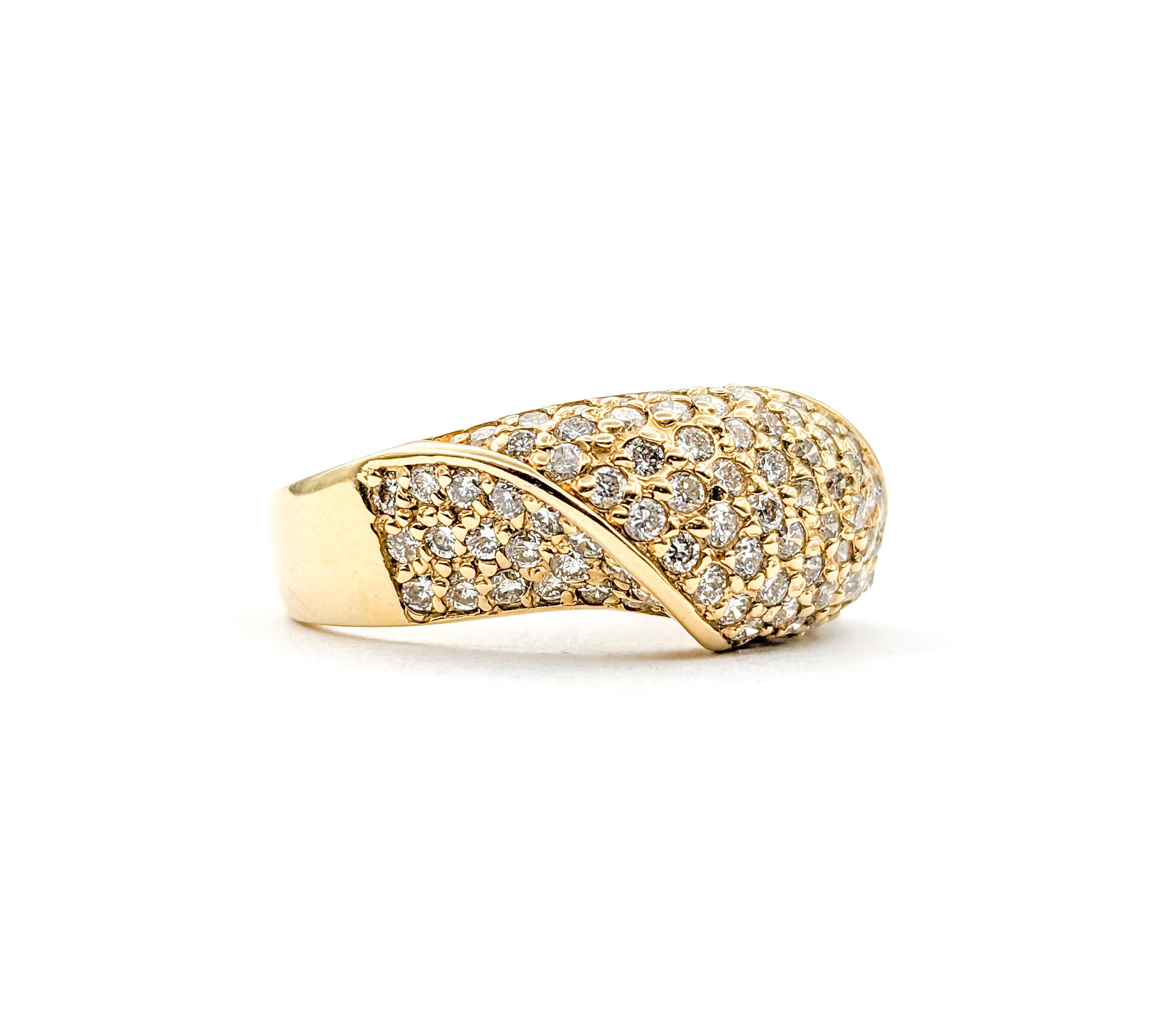 Women's 1.63ctw Diamond Ring In Yellow Gold For Sale