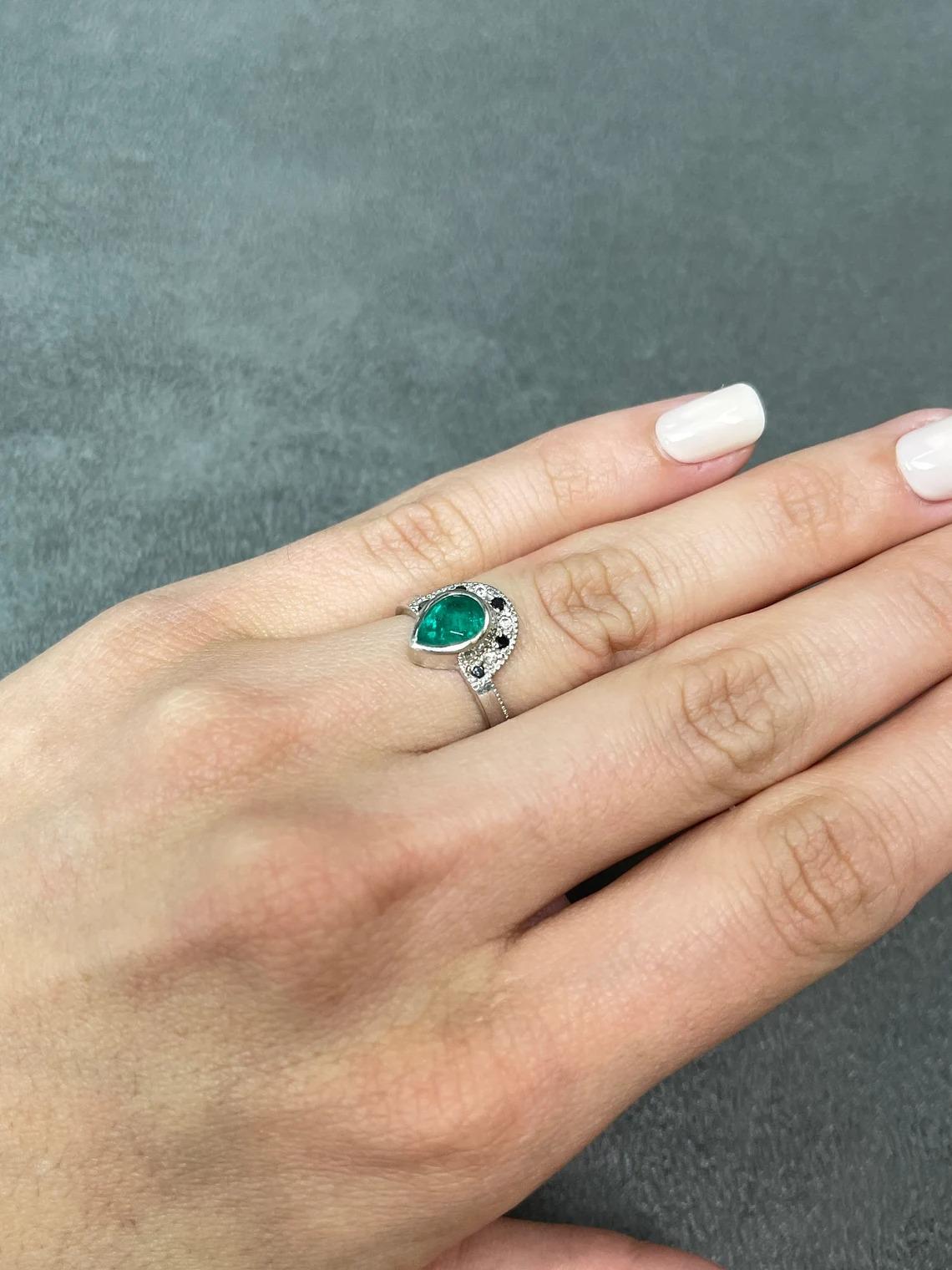 1.63tcw 14K Colombian Emerald-Pear Cut & White/Black Diamond Tiara Ring For Sale 2