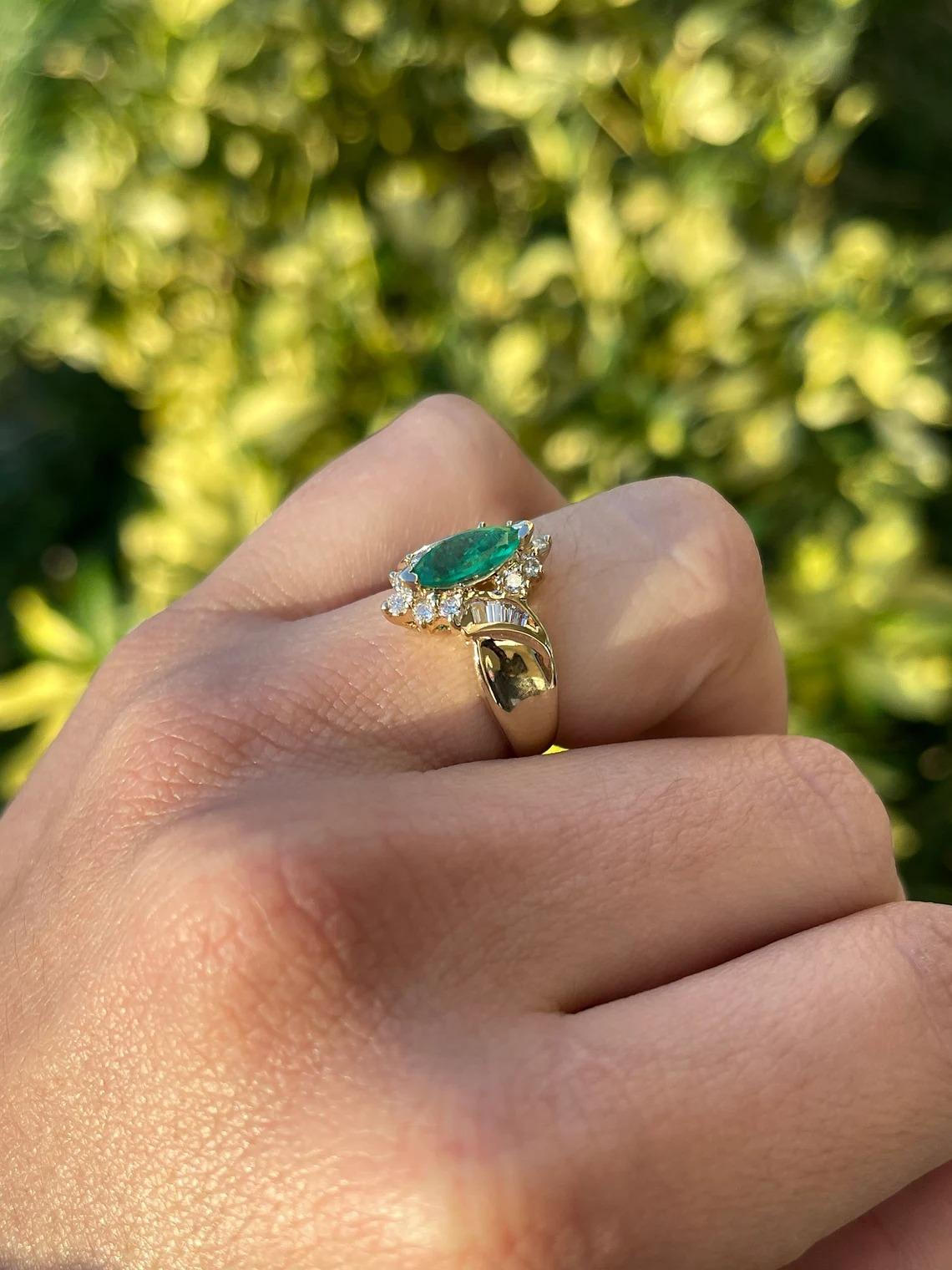 1.63tcw 14K Marquise Cut Colombian Emerald & Diamond Accent Statement Gold Ring For Sale 1
