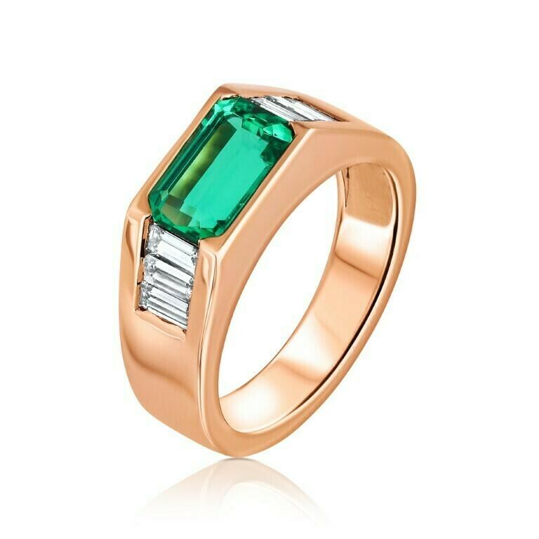 Gorgeous 1.64 carat  green emerald and 0.59 carat baguette diamonds set in rose gold

