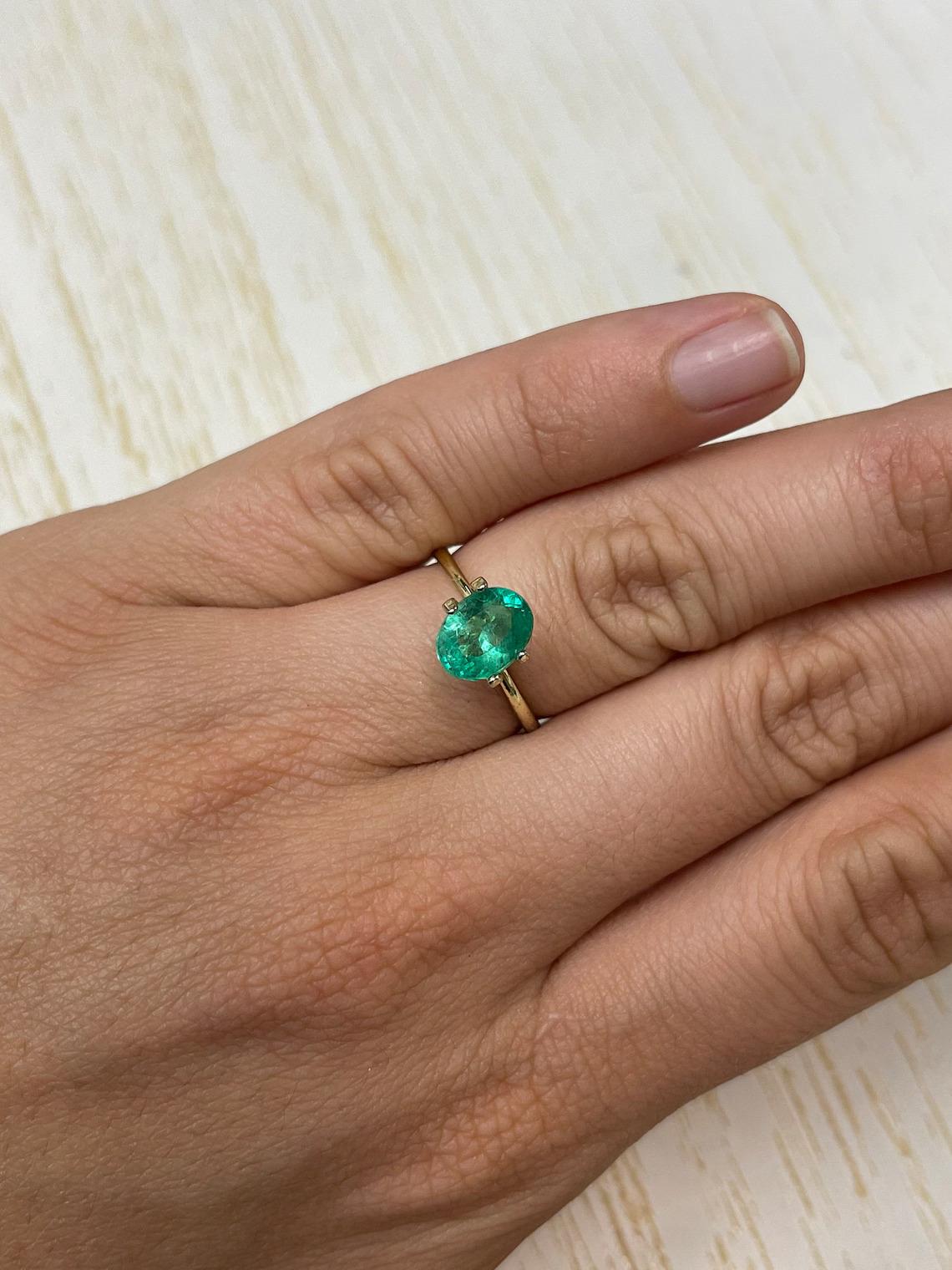 1.64 Carat Green Oval Emerald  Natural Colombian May Birthstone For Sale 4