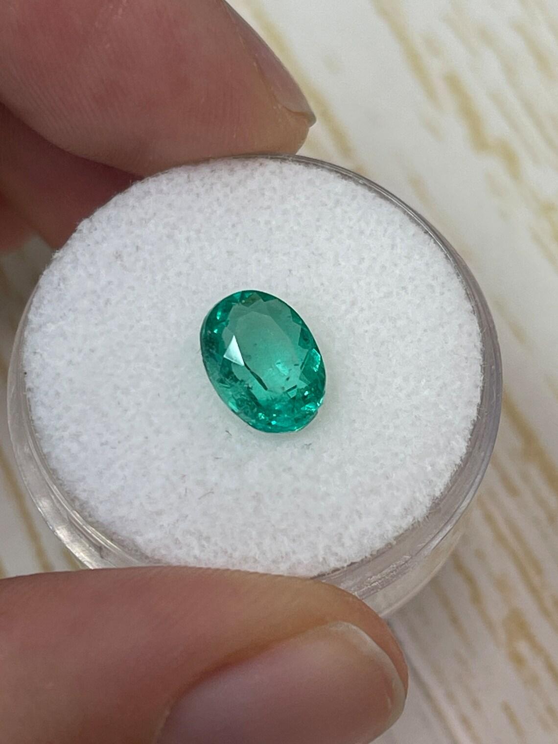 1.64 Carat Green Oval Emerald  Natural Colombian May Birthstone In New Condition For Sale In Jupiter, FL