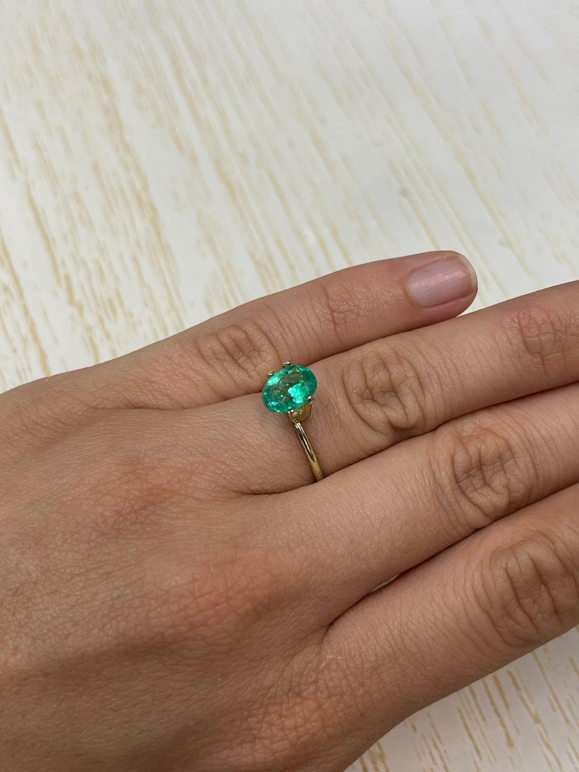 1.64 Carat Green Oval Emerald  Natural Colombian May Birthstone For Sale 3