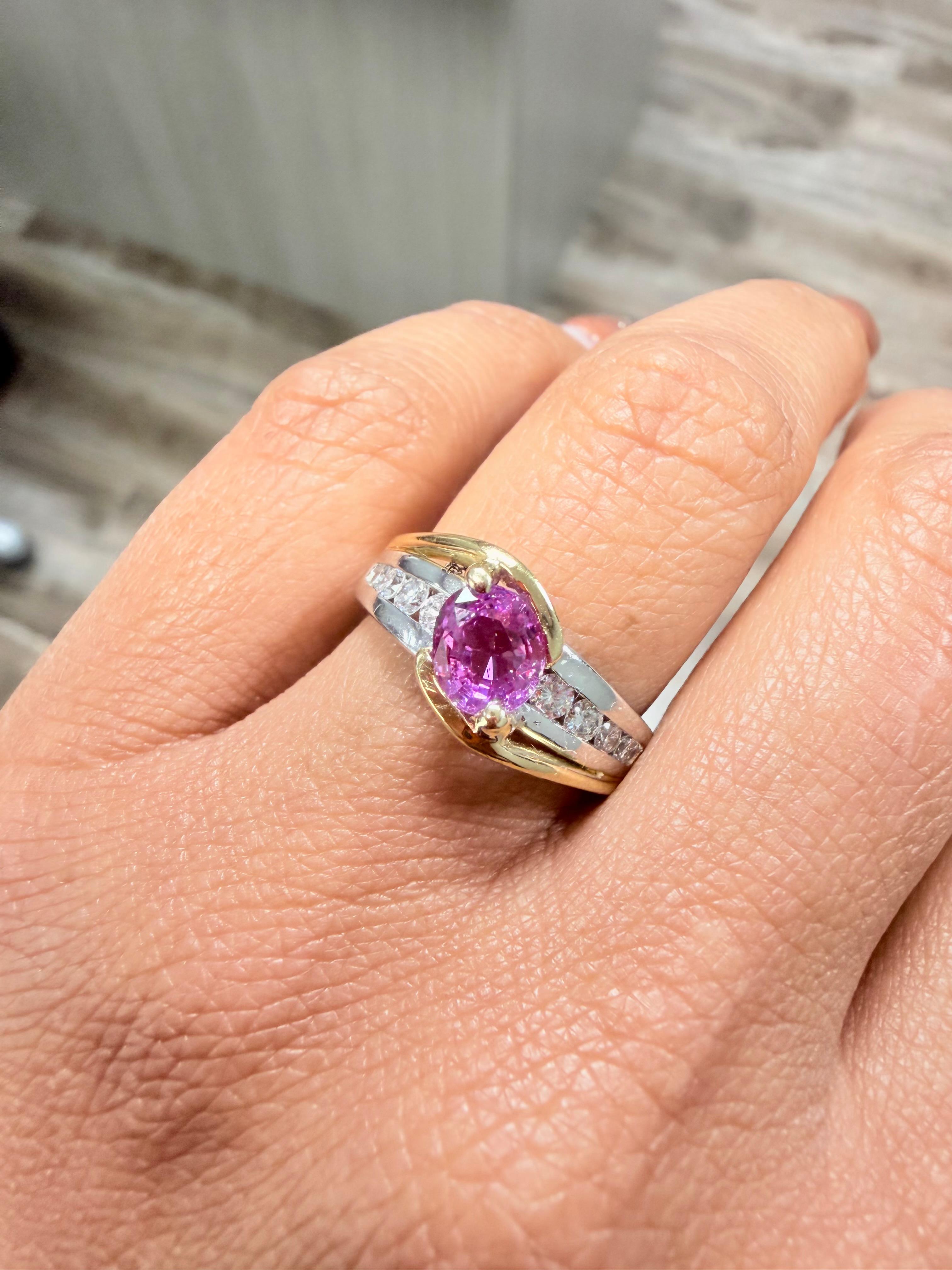 De las mujeres 1.64 Carat Natural Pink Sapphire Diamond Gold and Platinum Engagement Ring en venta