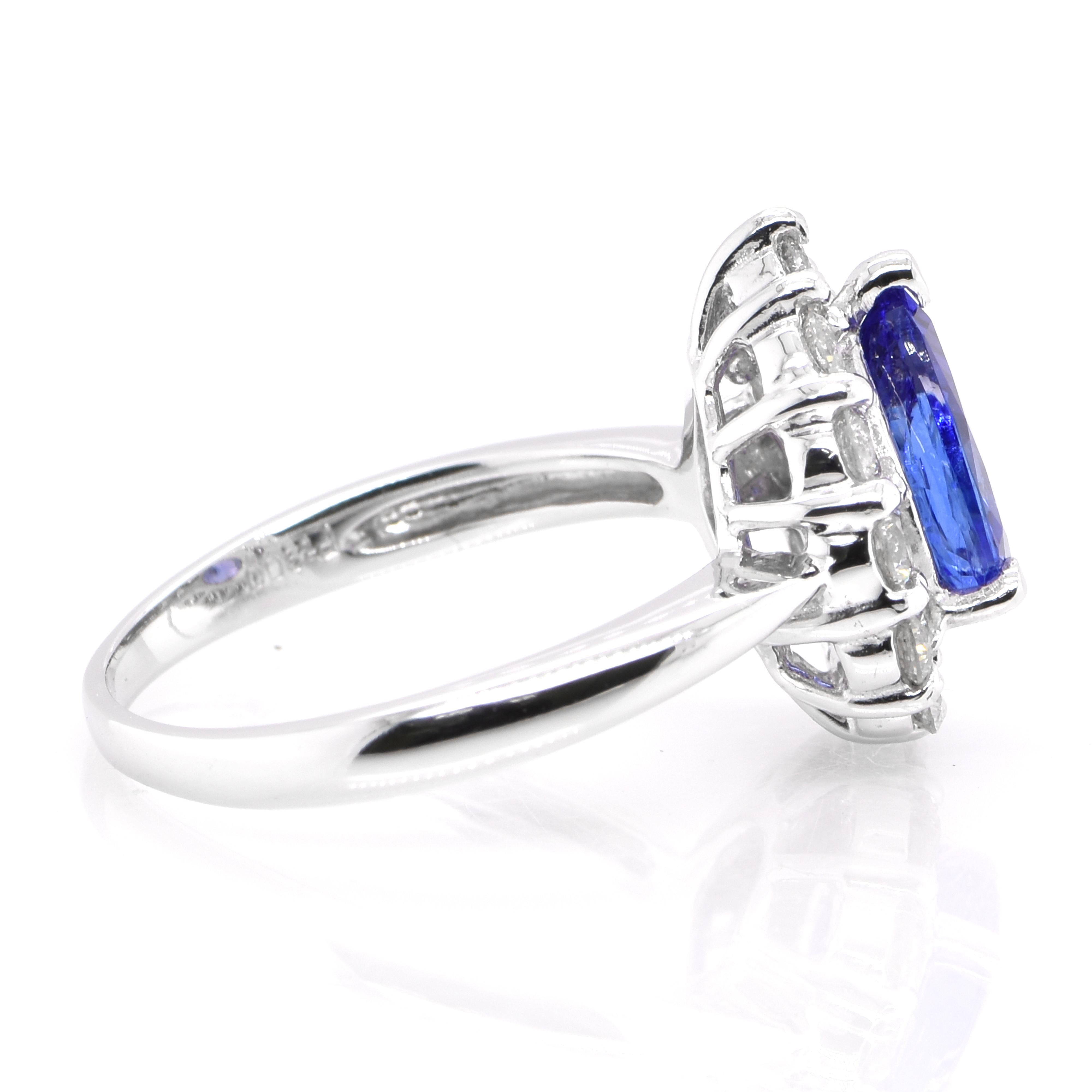 1.64 Carat Natural Tanzanite and Diamond Halo Ring Set in Platinum In New Condition In Tokyo, JP