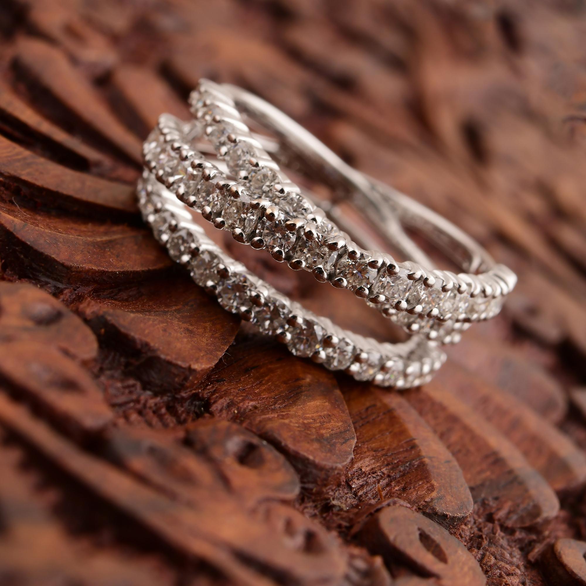 in vendita:  Anello Criss Cross con diamante da 1,64 carati SI/HI Gioielli fatti a mano in oro bianco 14 carati 9