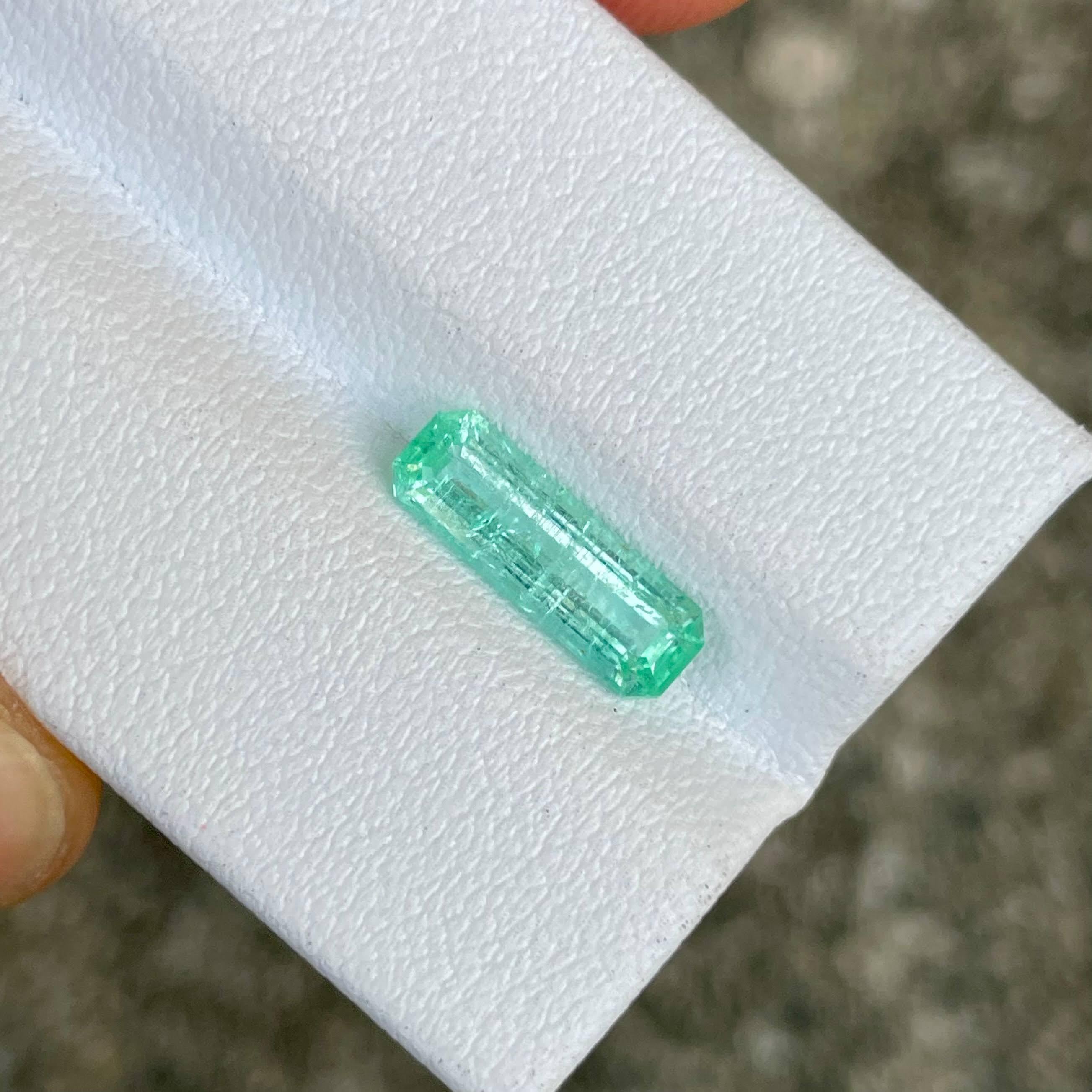 1.64 Karat Smaragdstein Smaragdschliff Natürlicher Edelstein aus Afghanistan im Angebot 2