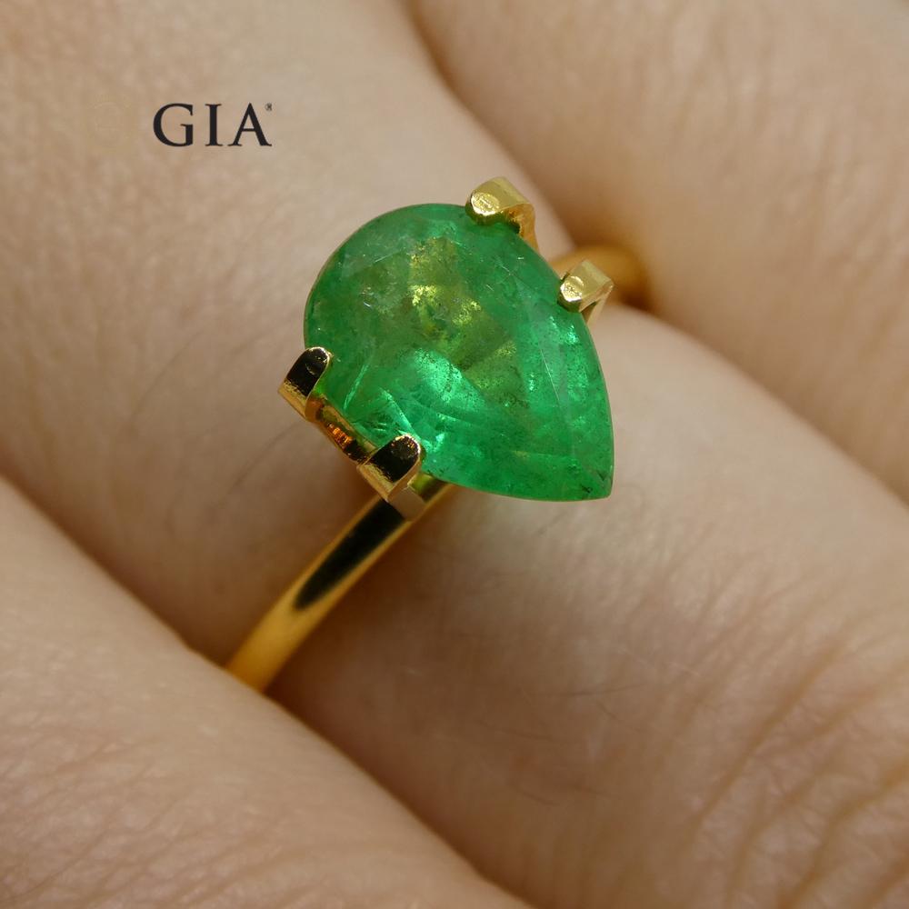 1.64 Ct Pear Emerald GIA Certified Russian For Sale 3