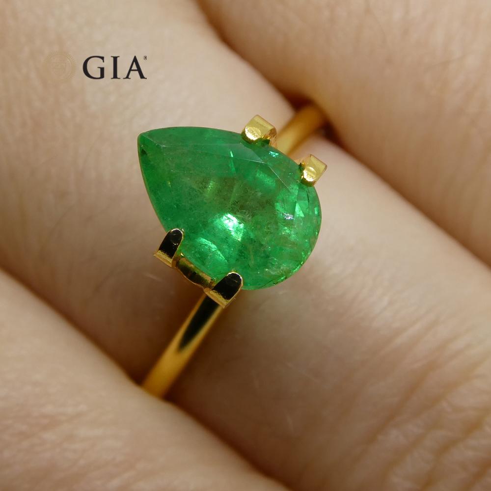 1.64 Ct Pear Emerald GIA Certified Russian For Sale 4