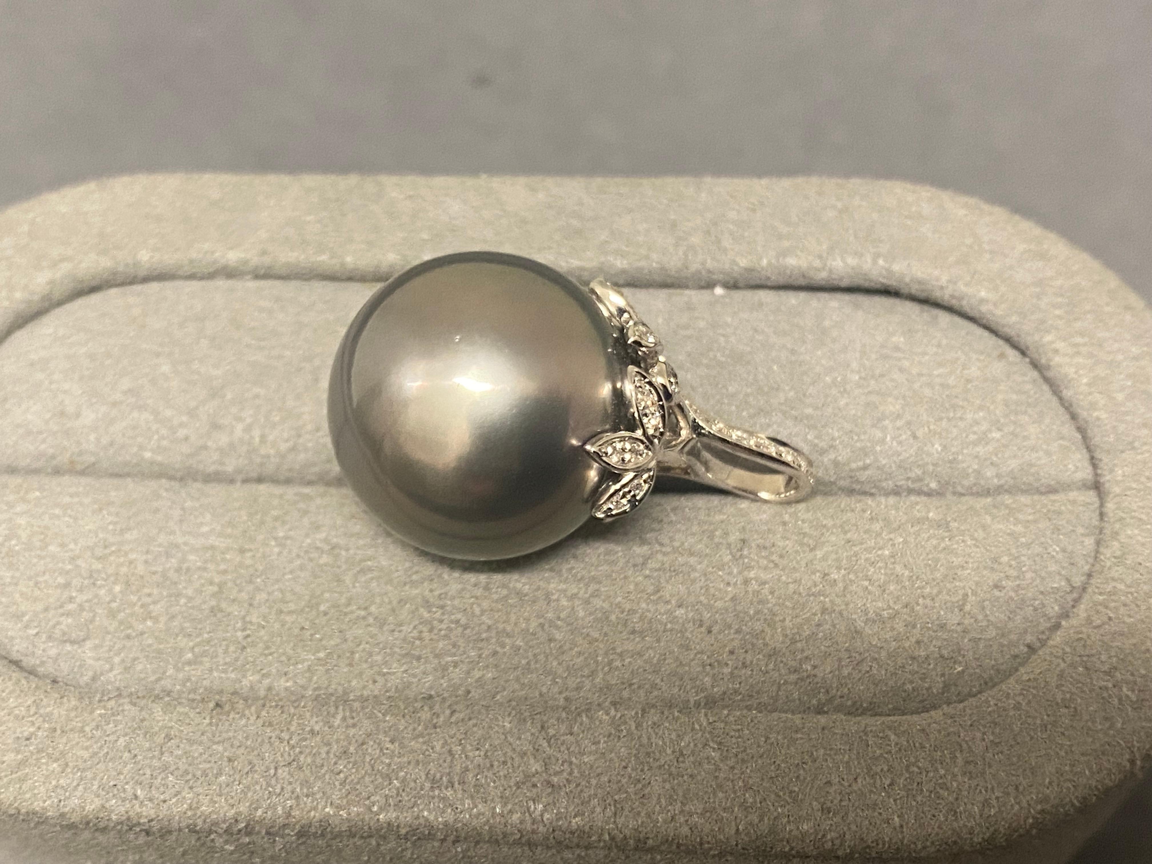 Bead Grey Colour Tahitian Pearl and Diamond Pendant in 18K White Gold For Sale
