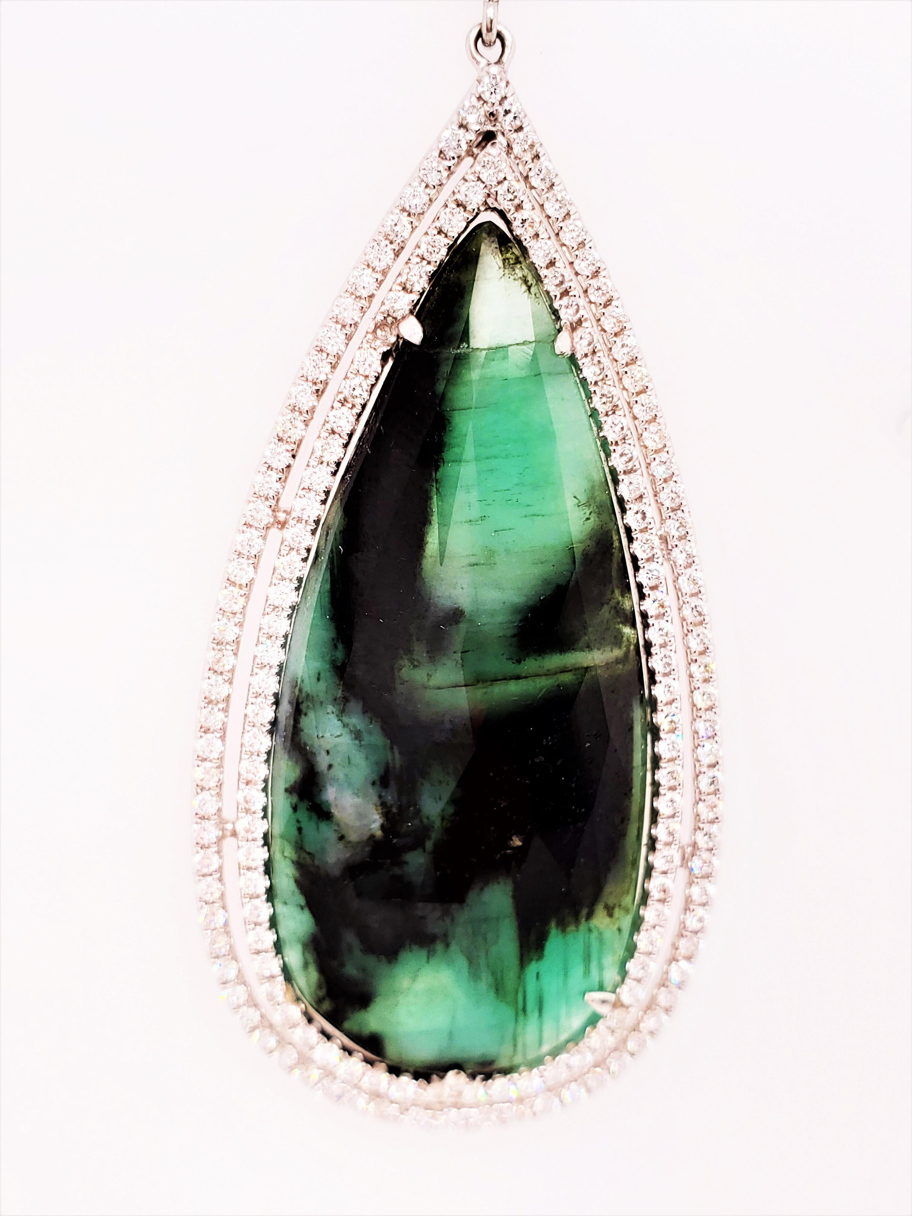 16.40 Carat Pear Shaped Emerald and White Diamond Pendant with White Gold Chain In New Condition For Sale In Hong Kong, HK
