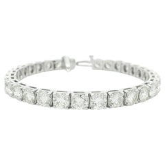 16.47 Carat J-L VVS-VS Natural Diamond Line Bracelet in 18K White Gold