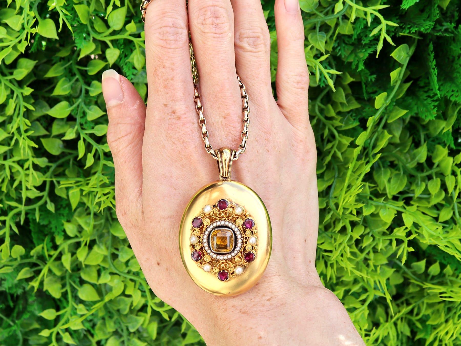 Cushion Cut 1.64Ct Citrine, 1.82Ct Garnet, Pearl, Seed Pearl and 18k Yellow Gold Locket For Sale