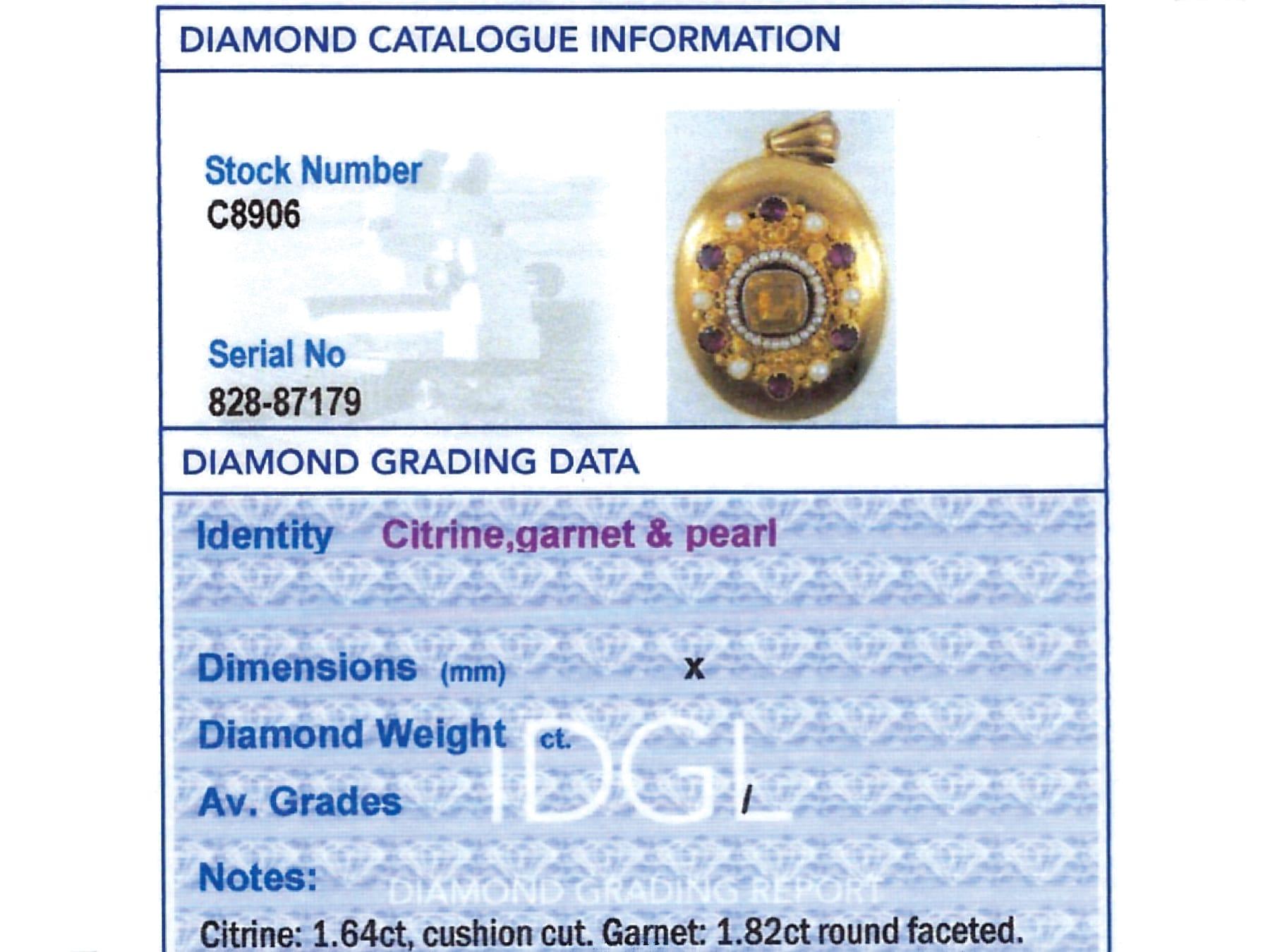 1.64Ct Citrine, 1.82Ct Garnet, Pearl, Seed Pearl and 18k Yellow Gold Locket For Sale 4