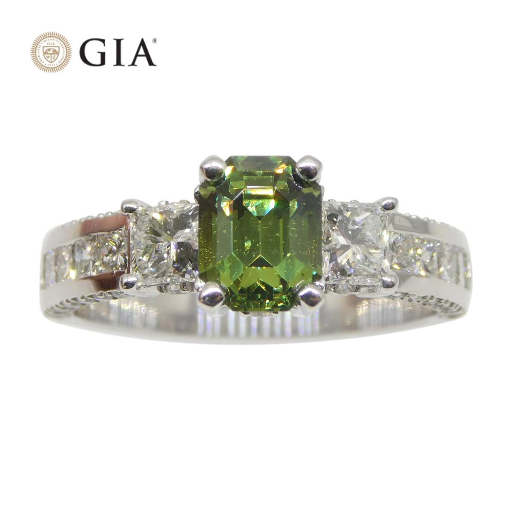 1.64ct Demantoid Garnet, Diamond Statement or Engagement Ring in 14k White Gold In New Condition For Sale In Toronto, Ontario