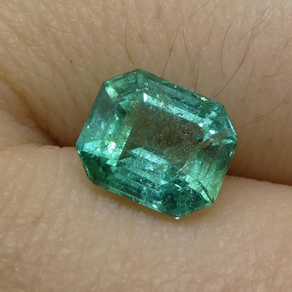 1.64ct Emerald Cut Emerald In New Condition In Toronto, Ontario