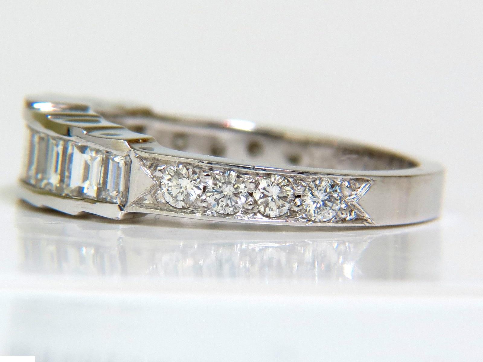 1.65 Carat Brilliant Square Baguette and Rounds Cuts Diamond Band 14 Karat G/VS In New Condition In New York, NY