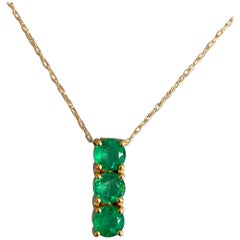 1.65 Carat Colombian Emerald Three Stone Pendant Necklace 18K Yellow Gold