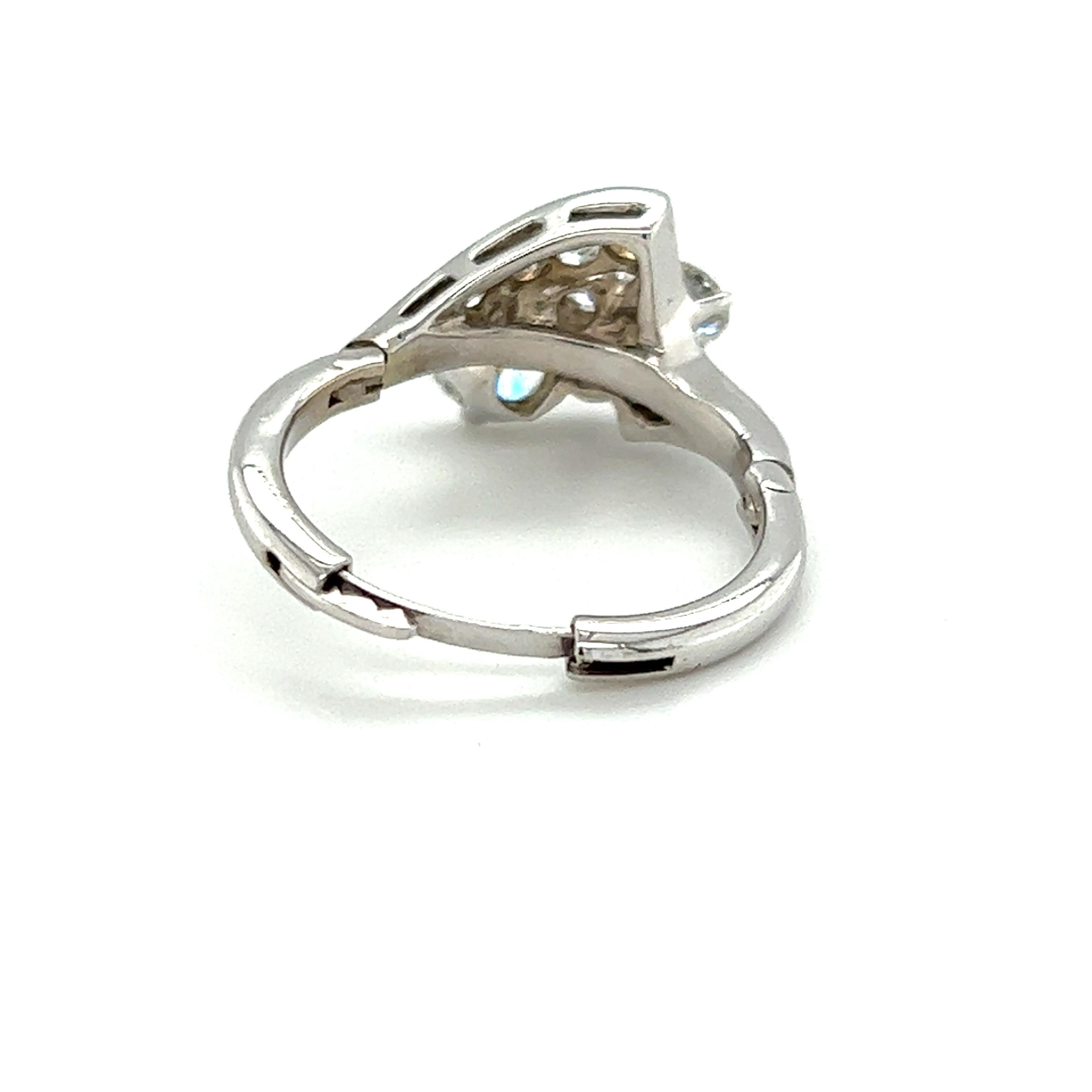 1,65 Karat Diamant-Cluster-Ring mit 14K Gold Finger Mate-Schnalle im Zustand „Gut“ in Towson, MD