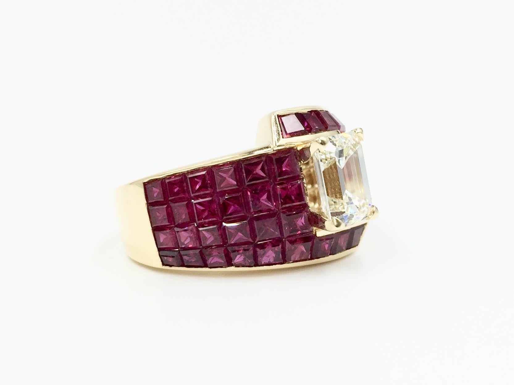 Modern 1.65 Carat Emerald Cut Diamond and Ruby 18 Karat Gold Cocktail Ring For Sale