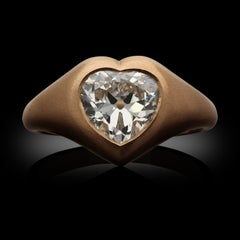 1.65 Carat Heart Shape Statement Brilliant White 14K Gold Graceful Brilliance