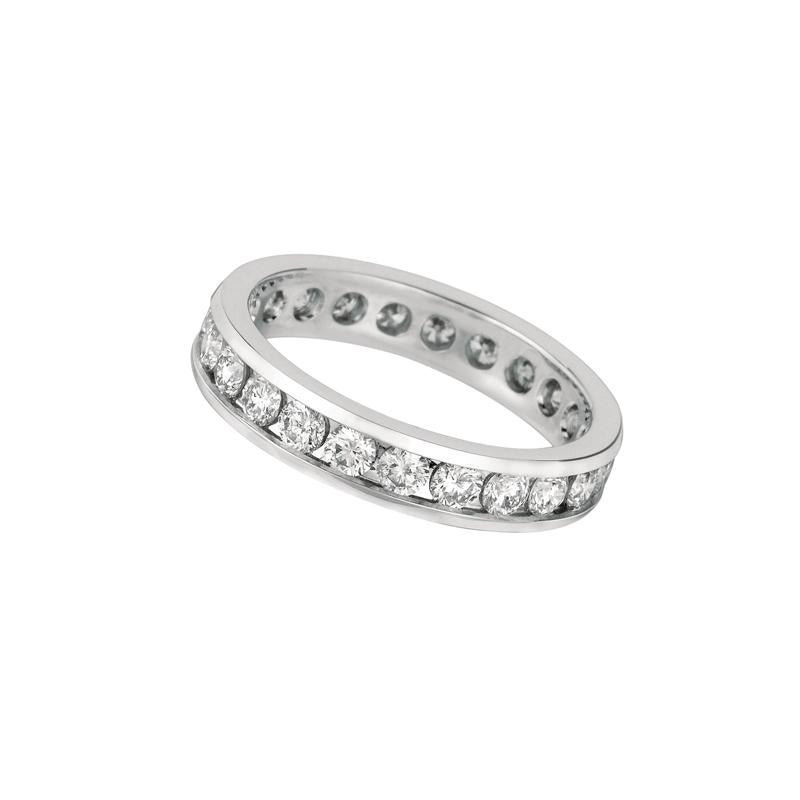 Contemporary 1.65 Carat Natural Diamond Eternity Channel Set Ring Band 14 Karat White Gold For Sale