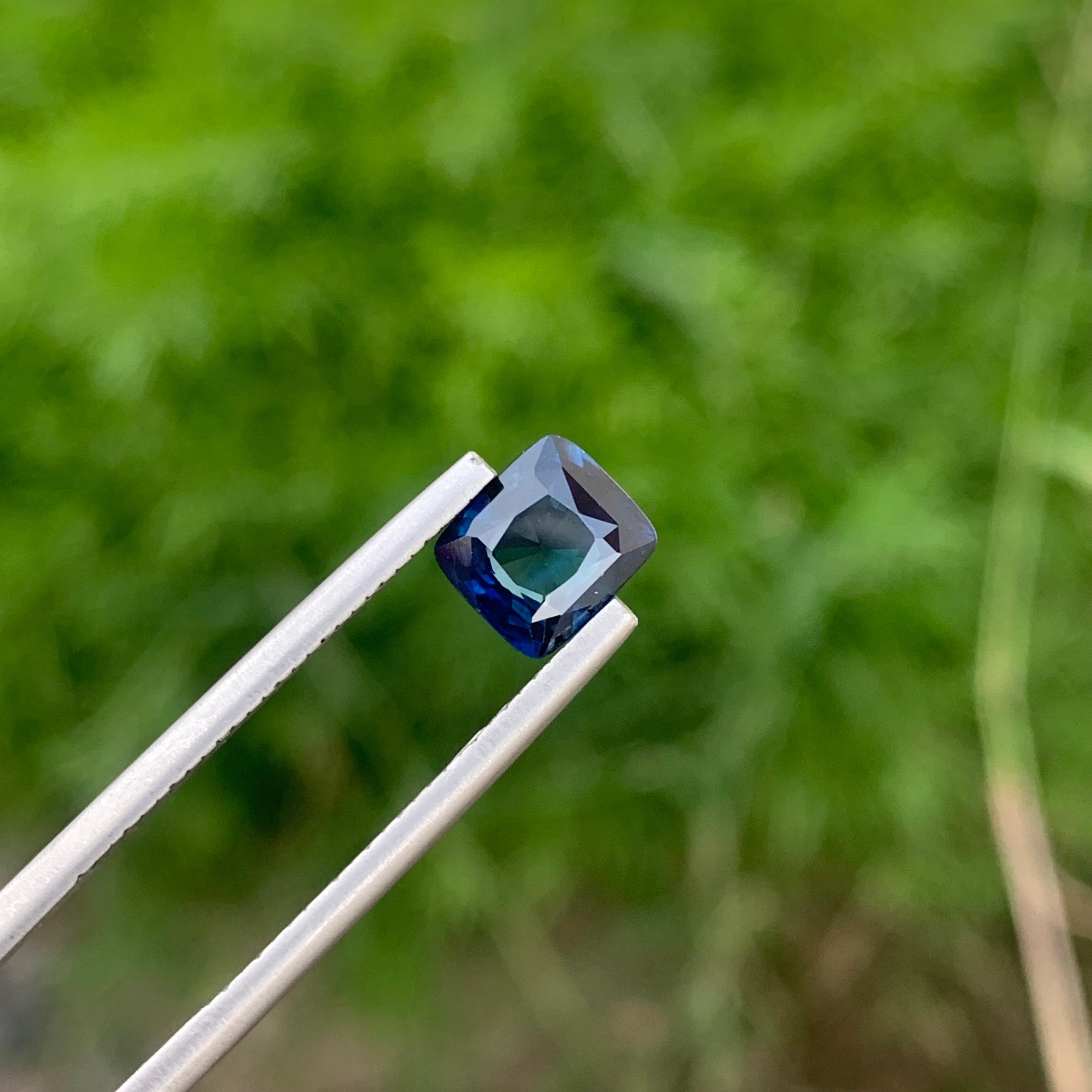 1.65 Carat Natural Loose Blue Sapphire Ring Gem For Sale 4