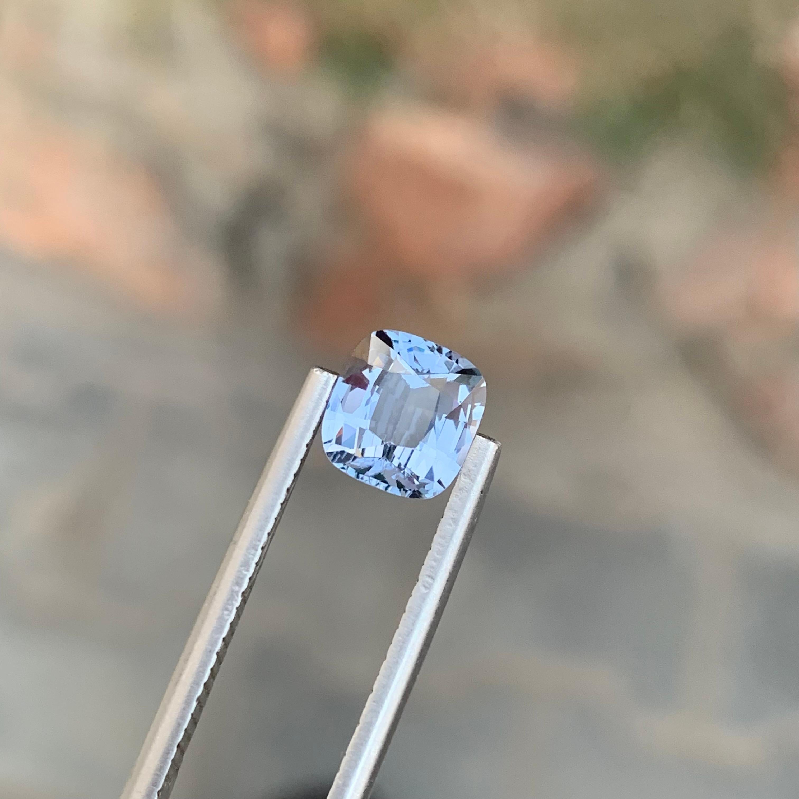 1.65 Carat Natural Loose Blue Spinel Cushion Shape Gemstone (pierre précieuse en forme de coussin) Neuf à Peshawar, PK
