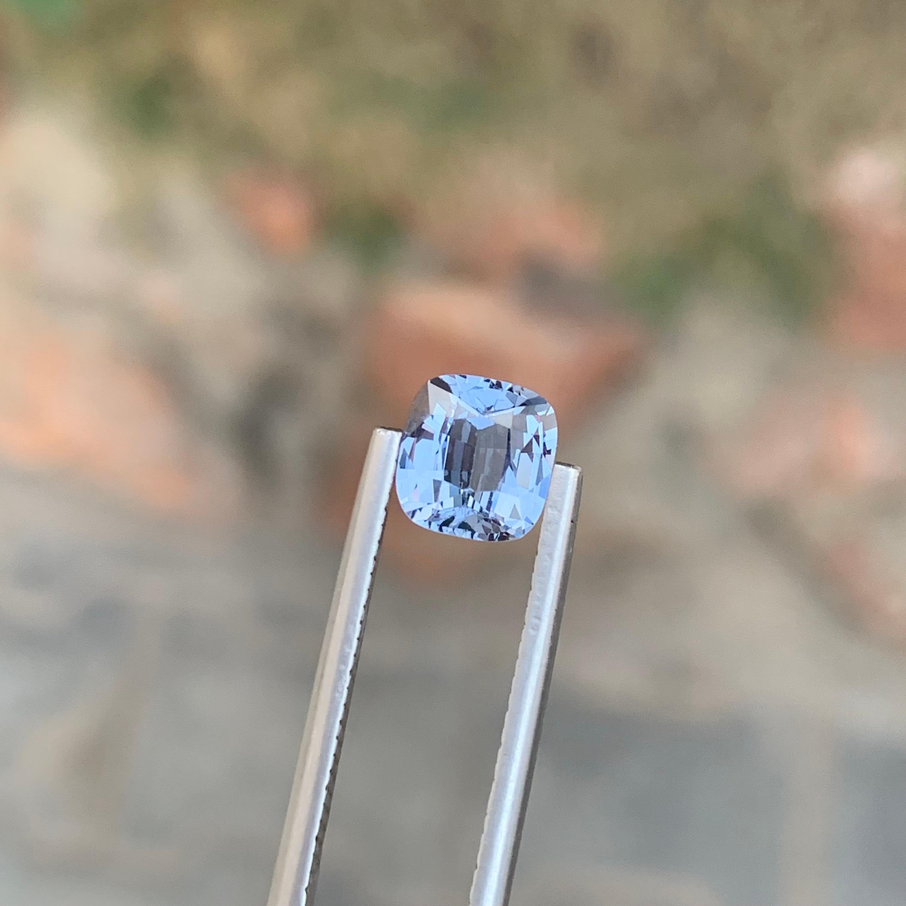  1.65 Carat Natural Loose Blue Spinel Cushion Shape Gemstone (pierre précieuse en forme de coussin) Unisexe 