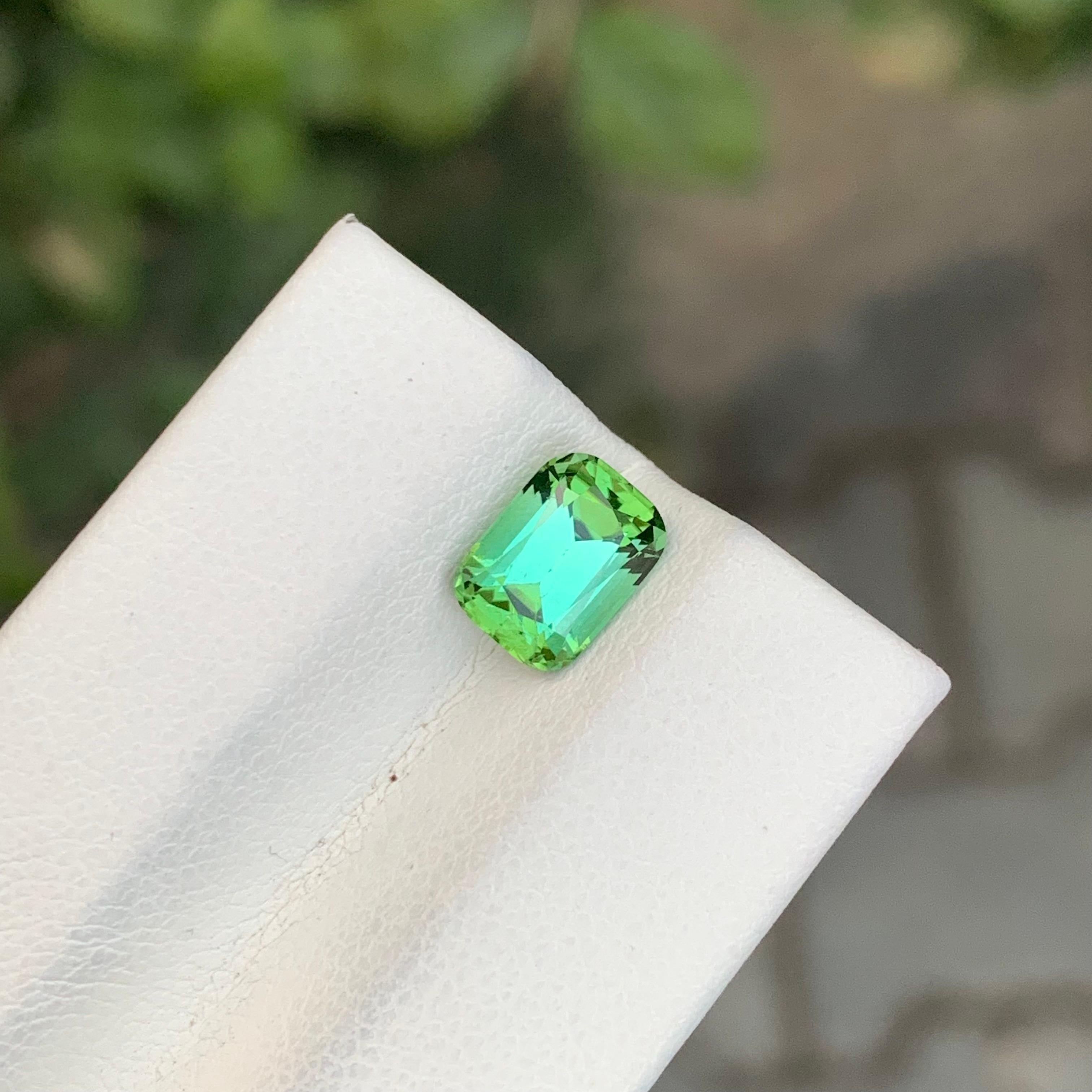 Arts and Crafts 1.65 Carat Natural Loose Bluish Green Tourmaline Cushion Shape Gem in vendita