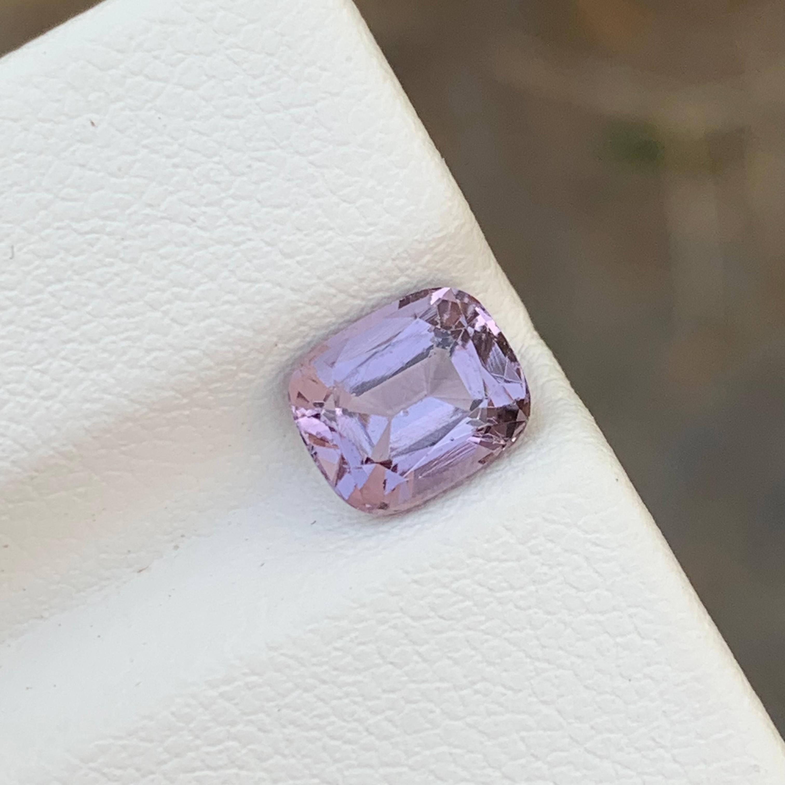 1.65 Carat Natural Loose Cushion Shape Purple Tourmaline Gem For Jewellery For Sale 3