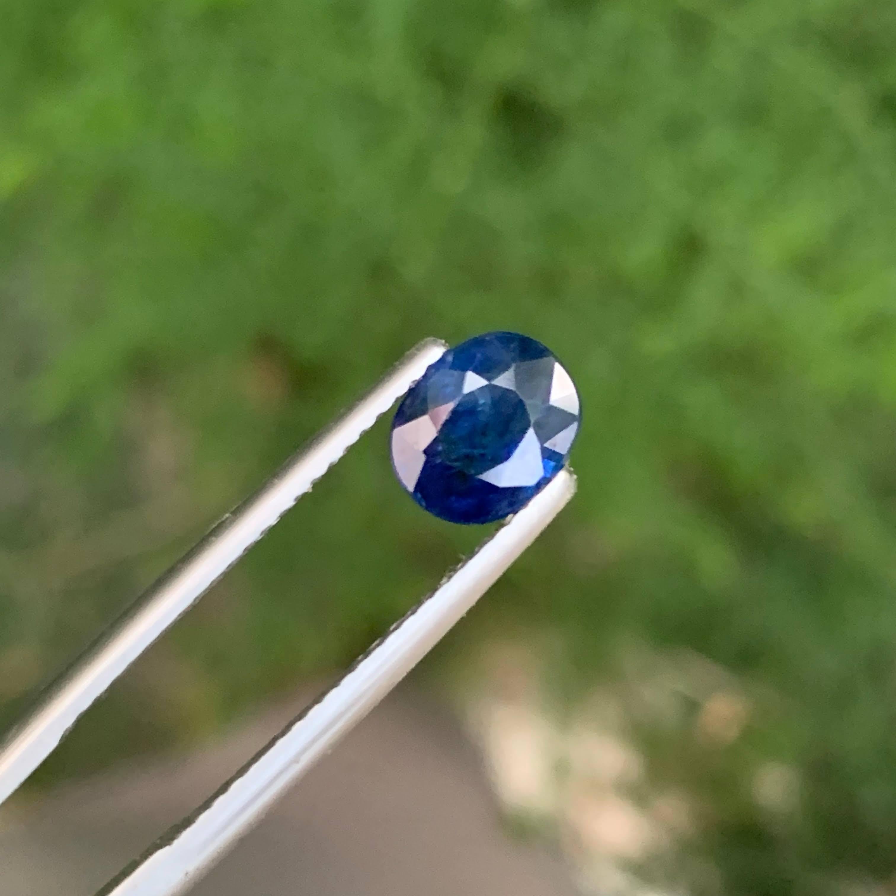 1,65 Karat natürlicher loser tiefblauer Saphir Stein Ovalschliff Sri Lanka Edelstein im Angebot 2