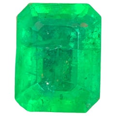 Pierre précieuse naturelle non sertie de 1.65 carat de la vallée de Swat, Pakistan