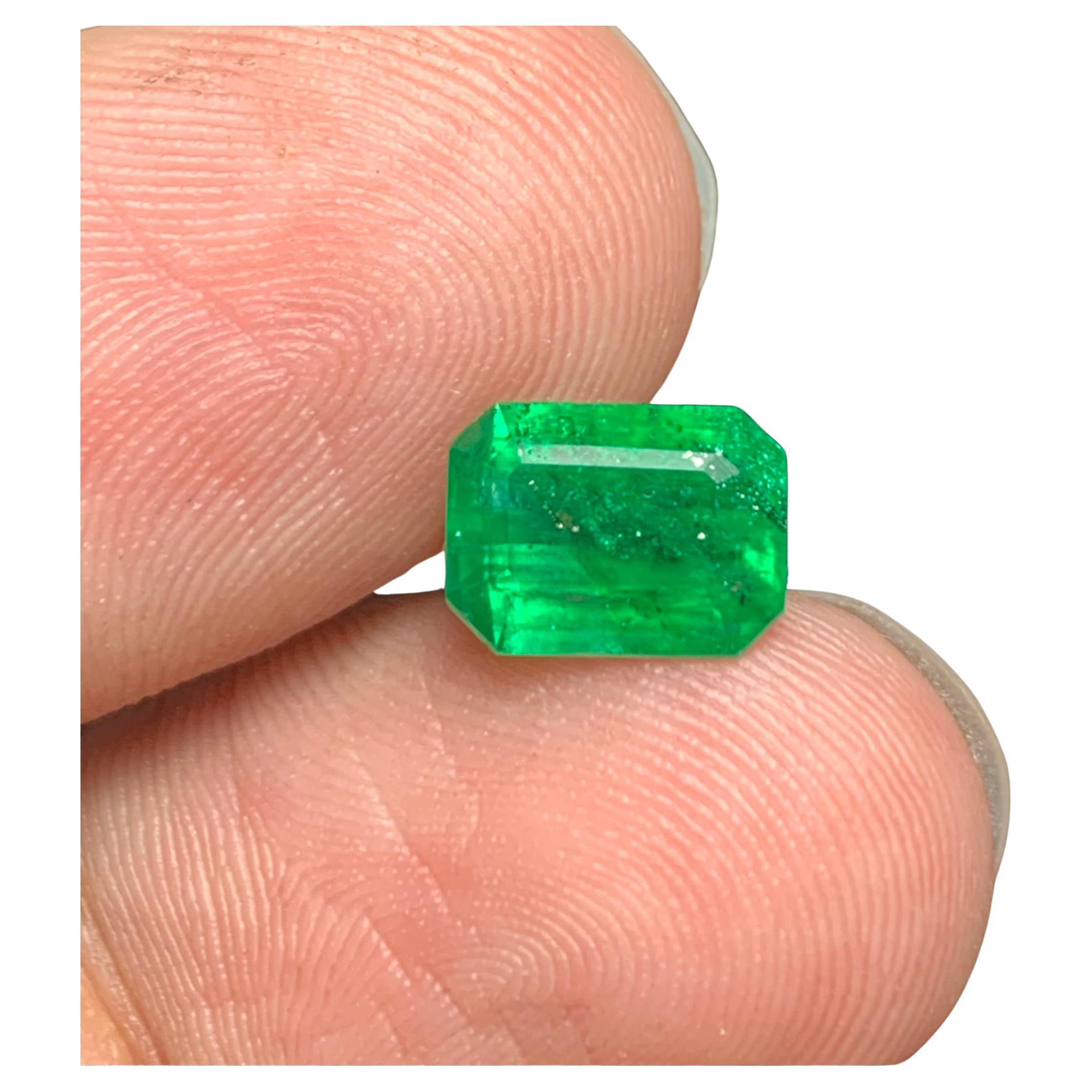 1.65 Carat Natural Loose Emerald Shape Gem For Engagement Ring For Sale