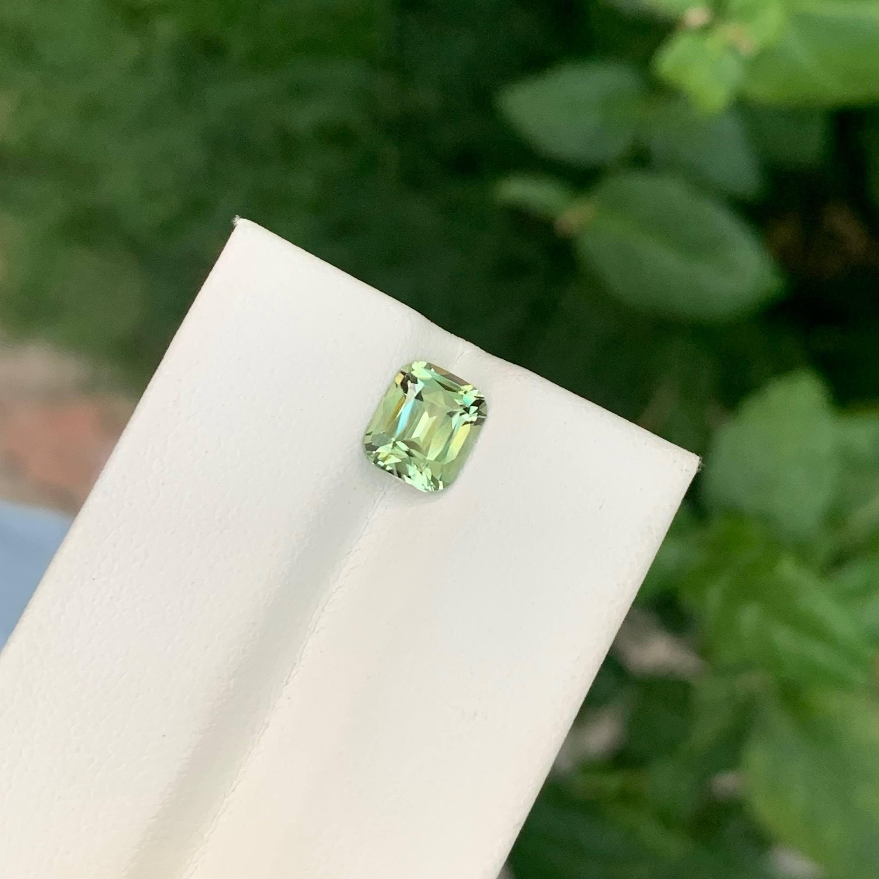 1.65 Carat Natural Loose Light Green Tourmaline Cushion Cut Afghan Gemstone (pierre précieuse afghane) Neuf - En vente à Bangkok, TH
