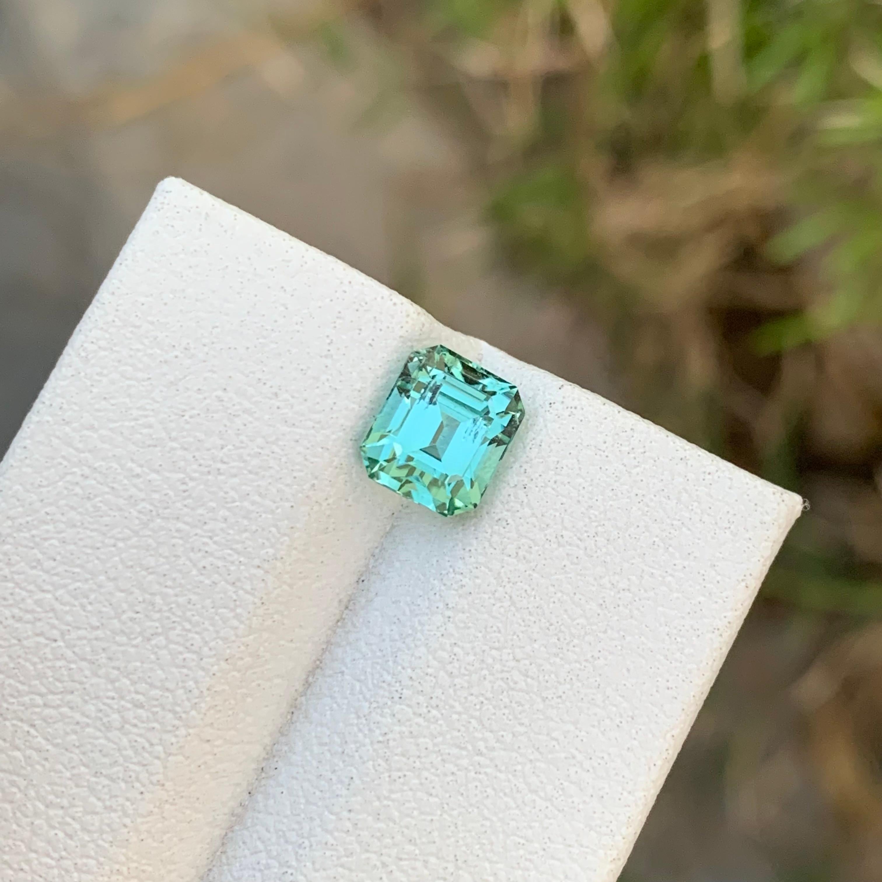 1.65 Carat Natural Loose Mint Tourmaline Emerald Shape Gem For Jewellery For Sale 3