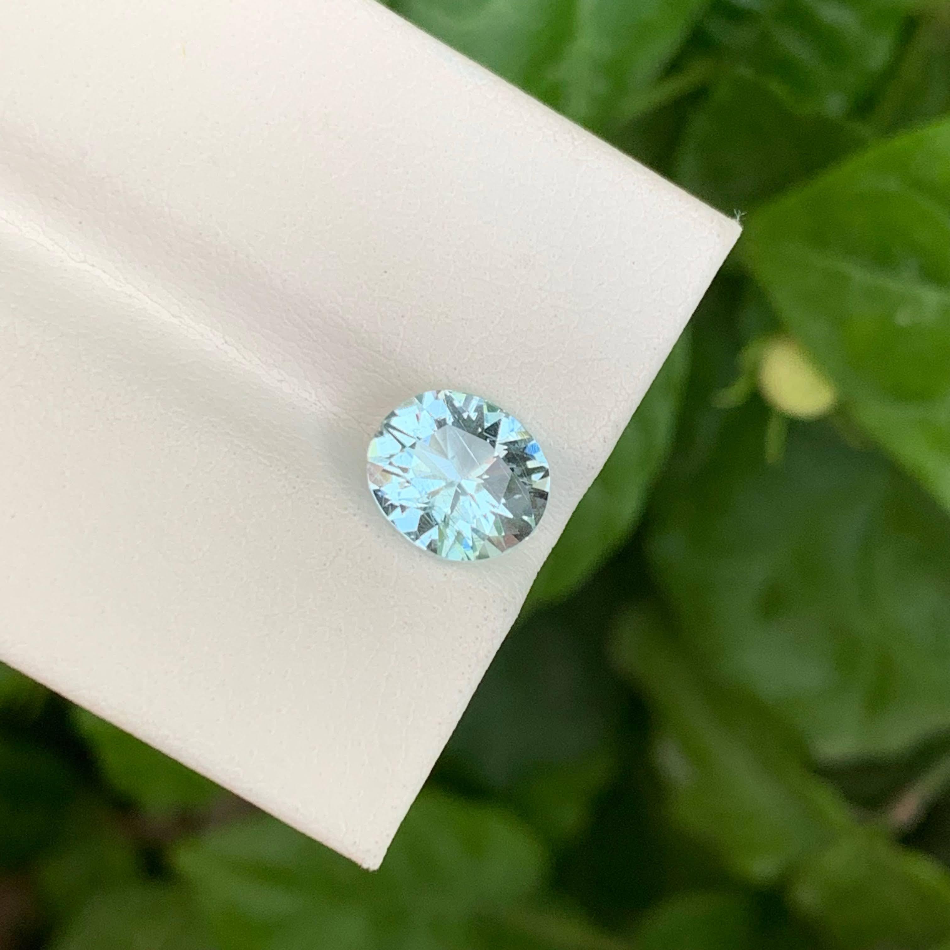 1,65 Karat Natürlicher Lose Meer Blauer Aquamarin Oval Schliff Madagaskars Edelstein im Angebot 1