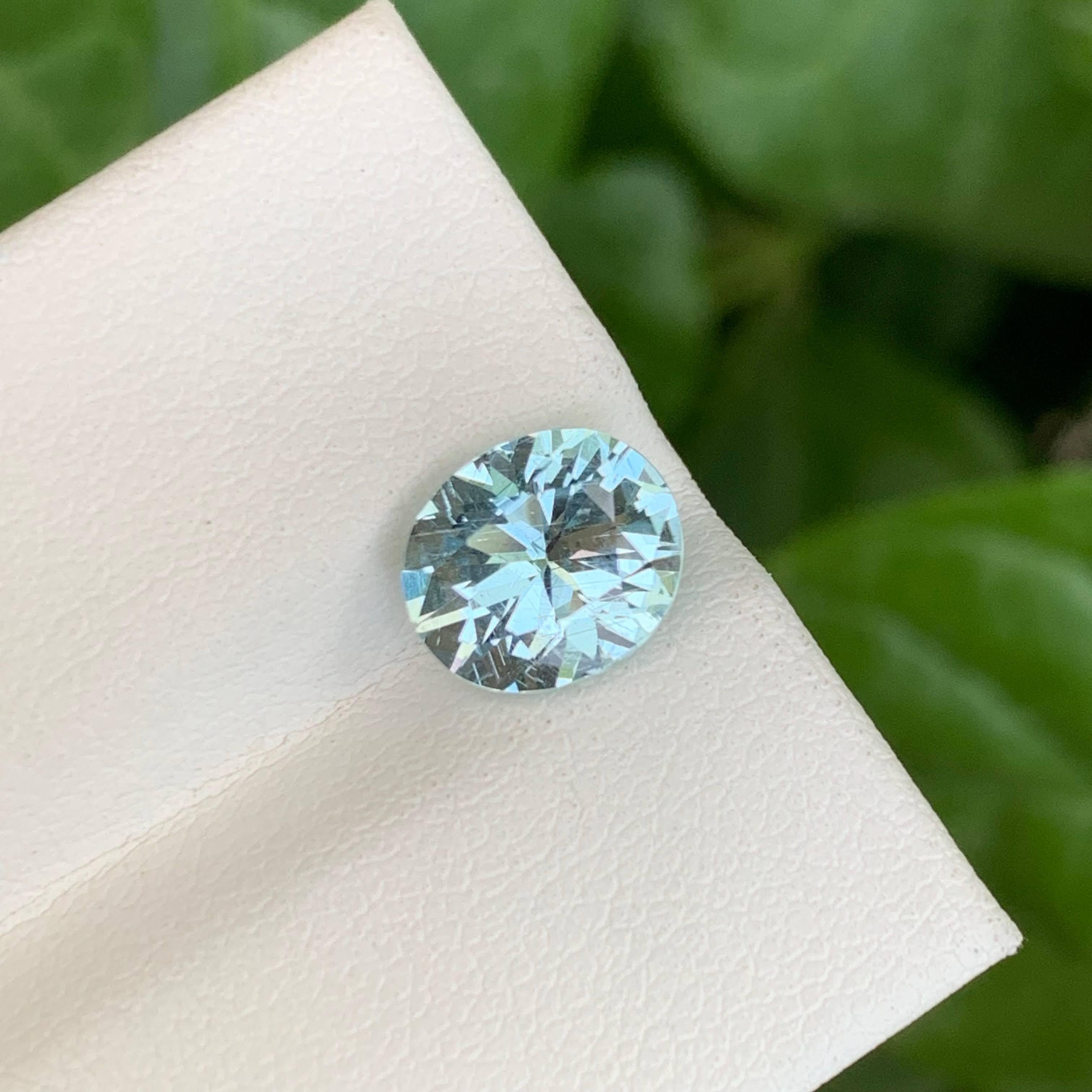 1,65 Karat Natürlicher Lose Meer Blauer Aquamarin Oval Schliff Madagaskars Edelstein im Angebot 3